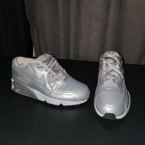 Nike Air Max silver